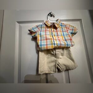 Boys Short-Sleeve Plaid Button-Down Shirt & Cream Shorts Set